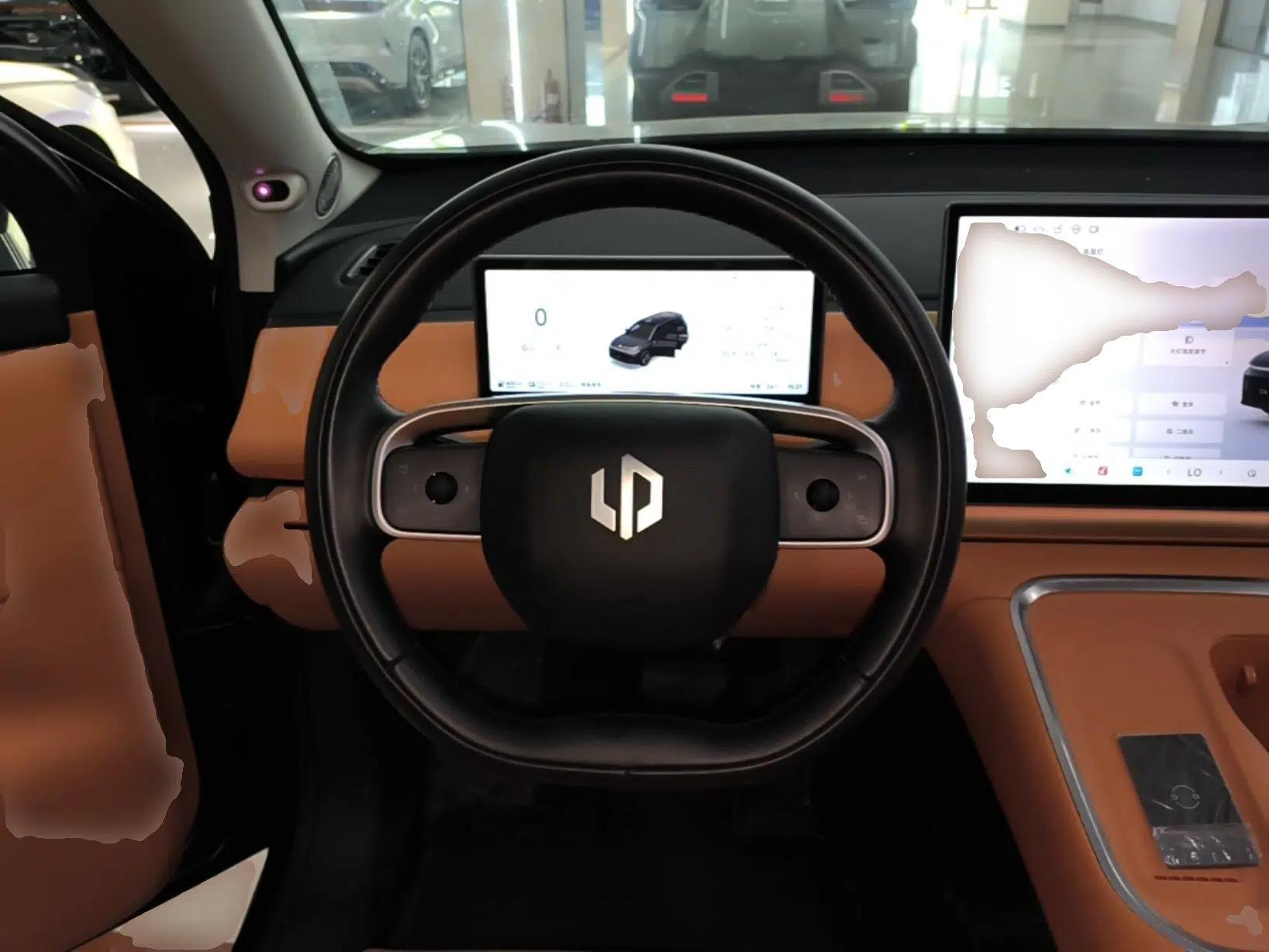 Leapmotor C16 2026 Extended-Range 280 LiDAR Zhizun Edition 6 Seats — миниатюра 18