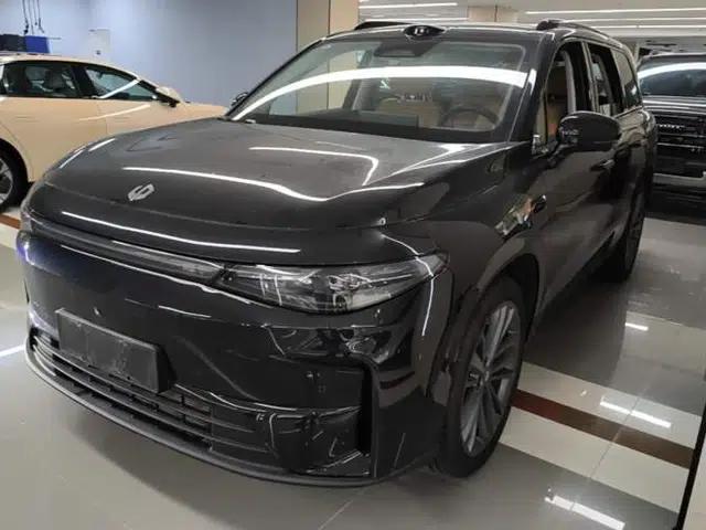 Leapmotor C16 2026 Extended-Range 280 LiDAR Zhizun Edition 6 Seats