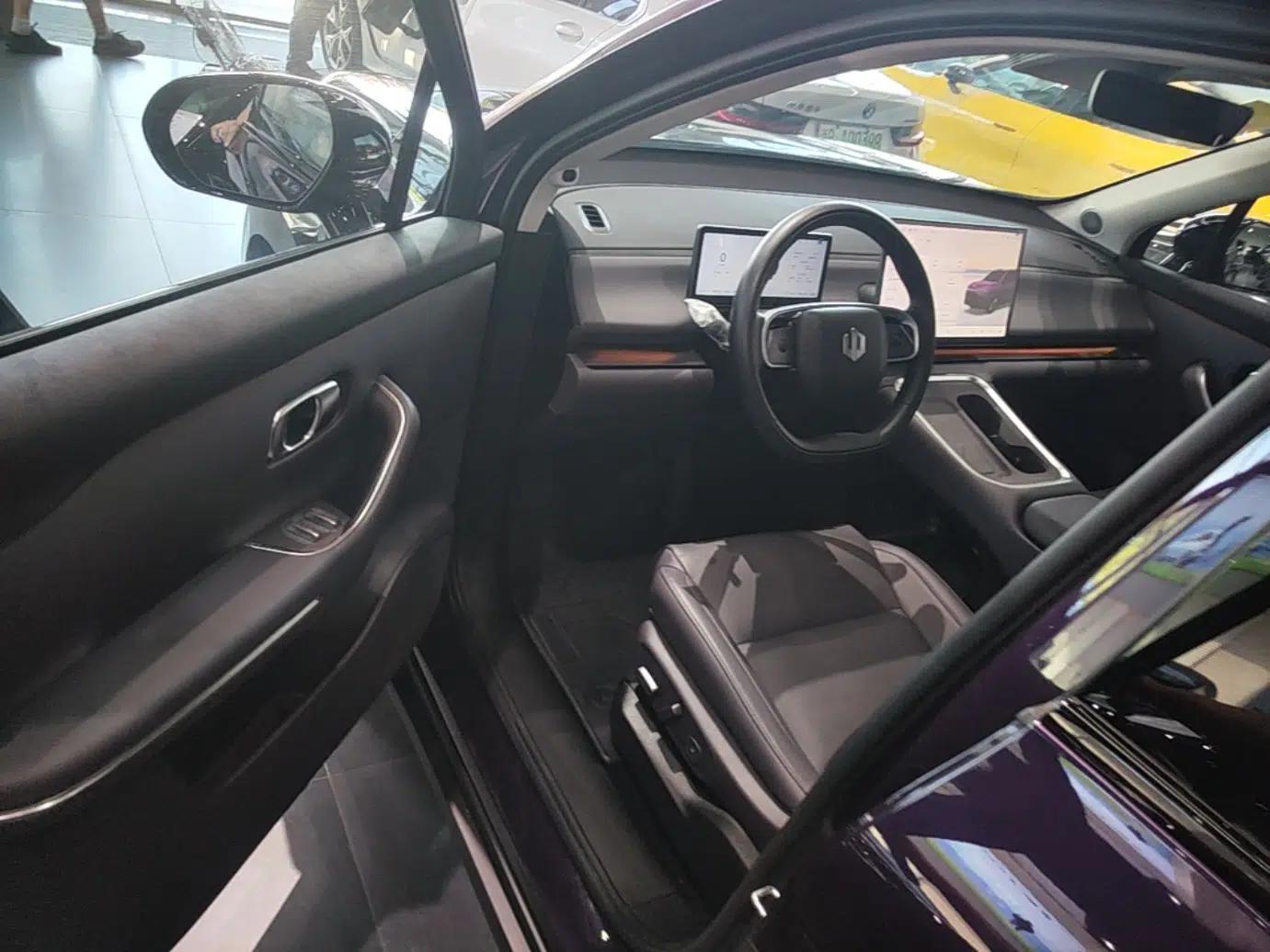 Leapmotor C16 2026 Extended-Range 280 LiDAR Zhizun Edition 6 Seats — миниатюра 18