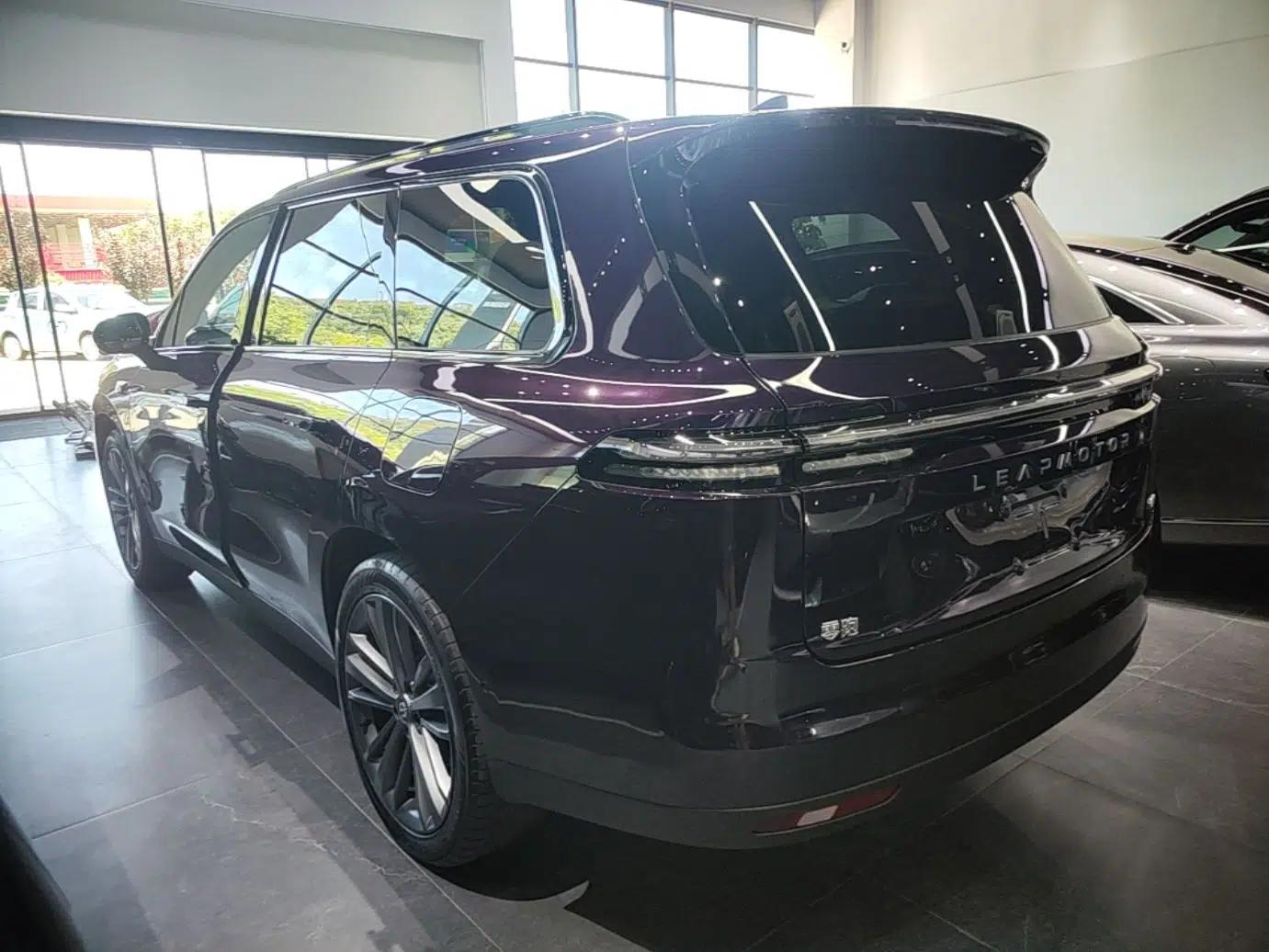 Leapmotor C16 2026 Extended-Range 280 LiDAR Zhizun Edition 6 Seats — миниатюра 4