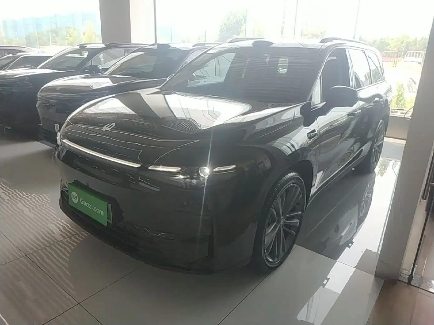 Leapmotor C16 2026 Extended-Range 280 LiDAR Zhizun Edition 6 Seats — миниатюра 1