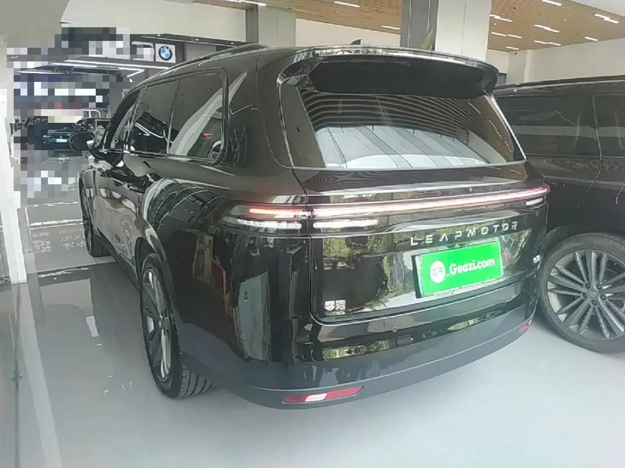 Leapmotor C16 2026 Extended-Range 280 LiDAR Zhizun Edition 6 Seats — миниатюра 4