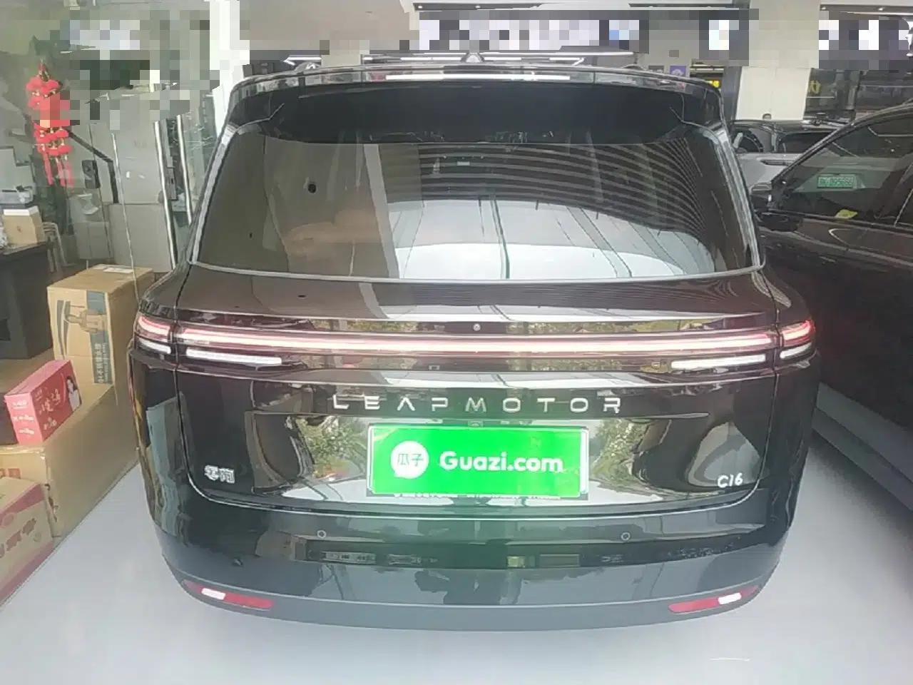 Leapmotor C16 2026 Extended-Range 280 LiDAR Zhizun Edition 6 Seats — миниатюра 5