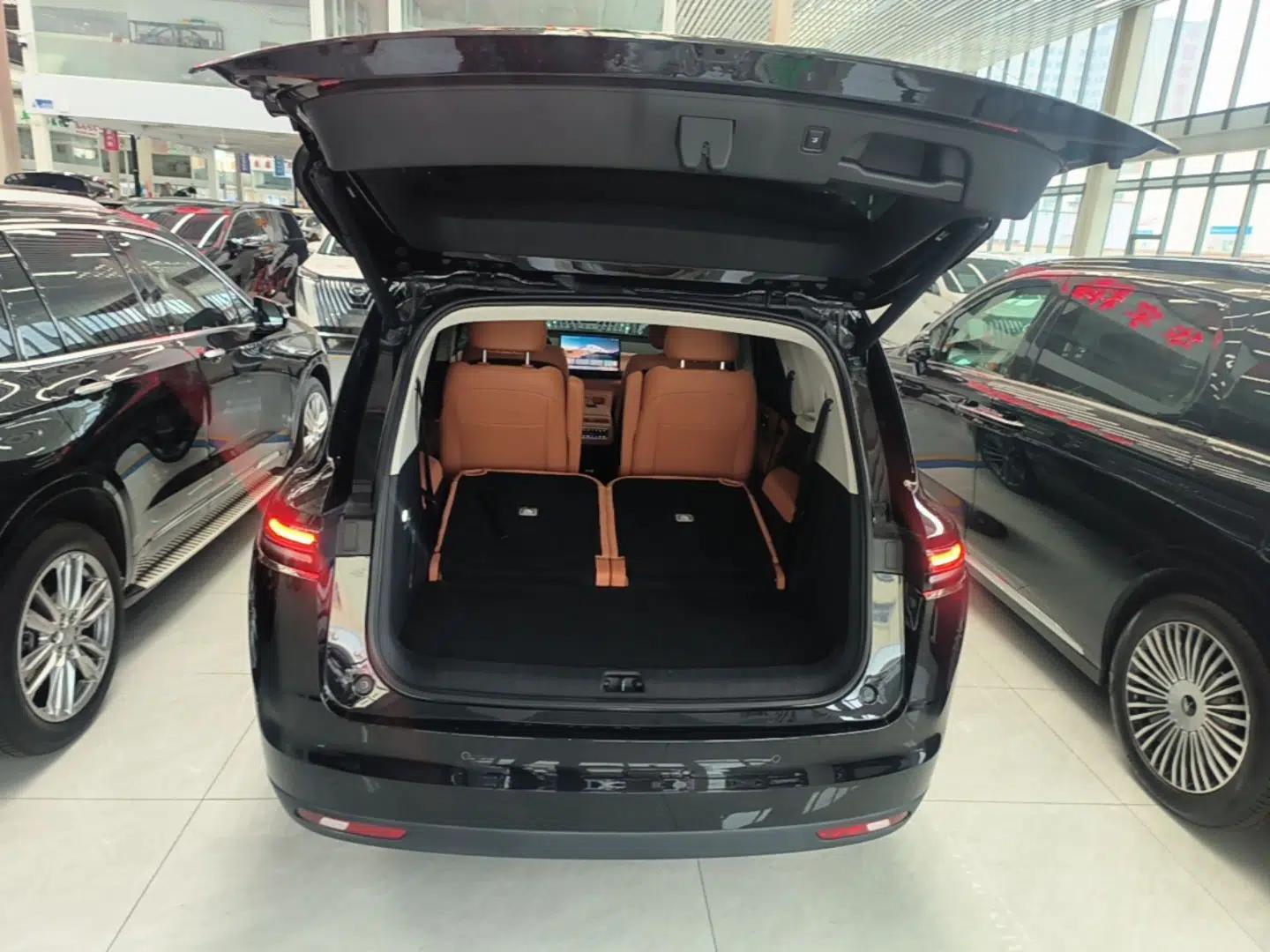 Leapmotor C16 2024 Range-Extended 200 Luxury Edition — миниатюра 22