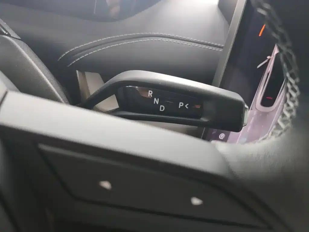 Xiaomi SU7 2024 Rear-Wheel Drive Long Range Advanced Intelligent Driving Pro Edition — миниатюра 14