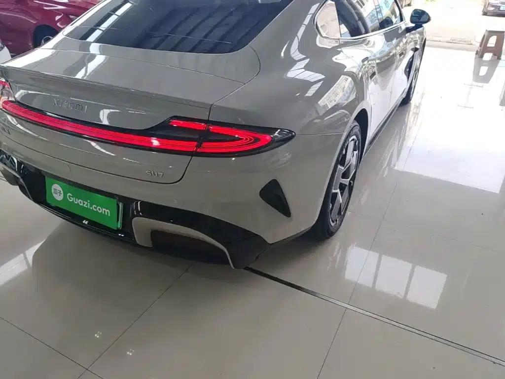 Xiaomi SU7 2024 Rear-Wheel Drive Long Range Advanced Intelligent Driving Pro Edition — миниатюра 8