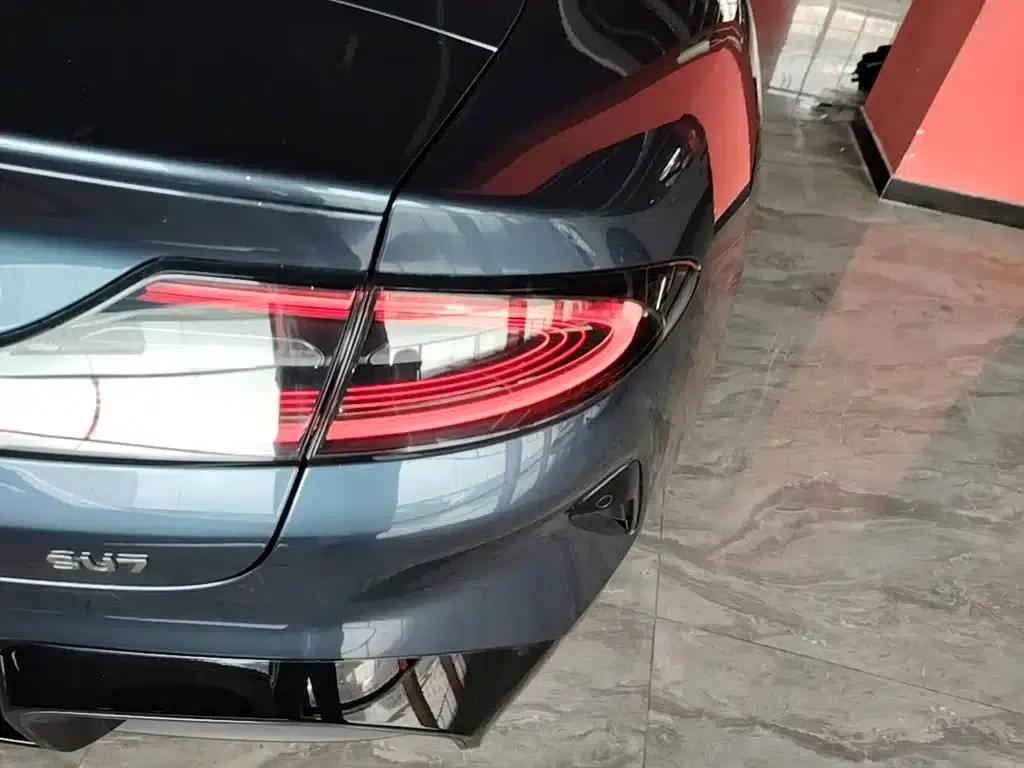 Xiaomi SU7 2024 Rear-Wheel Drive Long Range Advanced Intelligent Driving Pro Edition — миниатюра 24