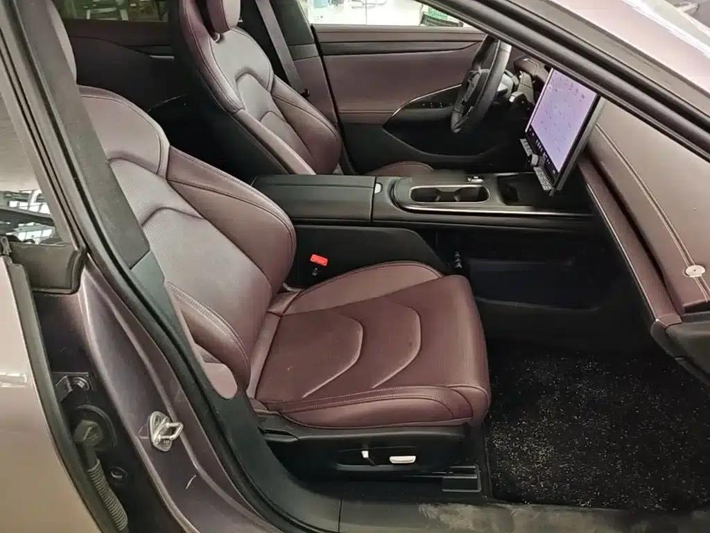 Xiaomi SU7 2024 All-Wheel Drive Max Founder Edition — миниатюра 25