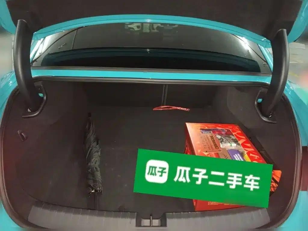 Xiaomi SU7 2024 All-Wheel Drive Max Founder Edition — миниатюра 10