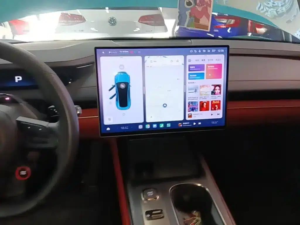 Xiaomi SU7 2024 Rear-Wheel Drive Long-Range Smart Driving Edition — миниатюра 13