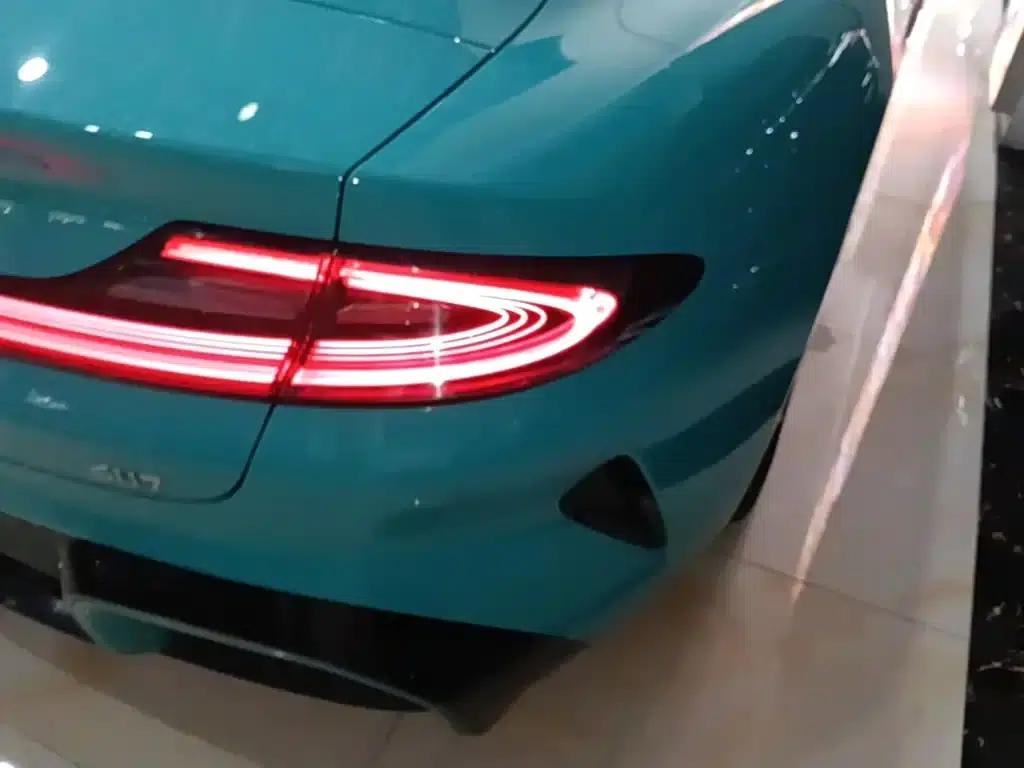 Xiaomi SU7 2024 Rear-Wheel Drive Long-Range Smart Driving Edition — миниатюра 8