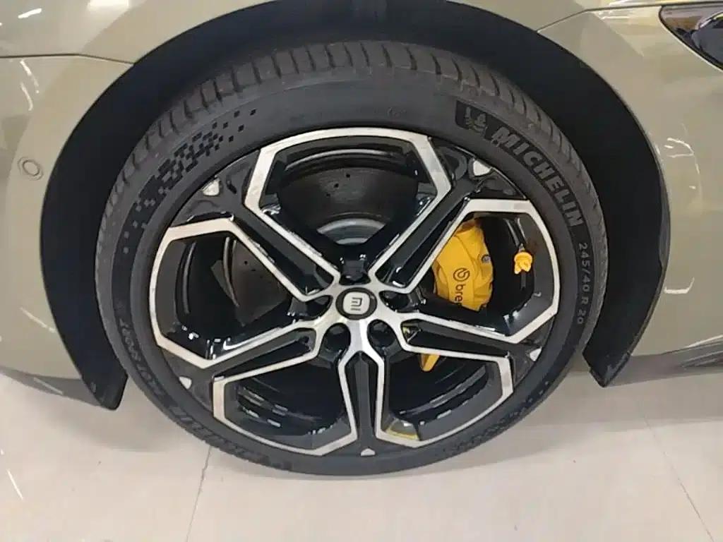 Xiaomi SU7 2024 Rear-Wheel Drive Long Range Advanced Intelligent Driving Pro Edition — миниатюра 23