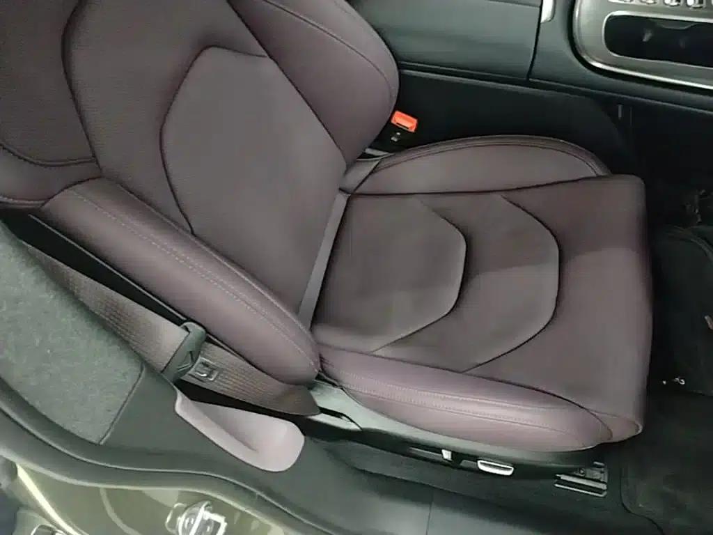 Xiaomi SU7 2024 Rear-Wheel Drive Long Range Advanced Intelligent Driving Pro Edition — миниатюра 25