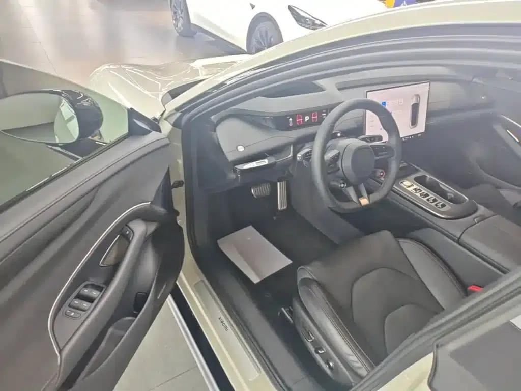 Xiaomi SU7 2024 All-Wheel Drive Max Founder Edition — миниатюра 16