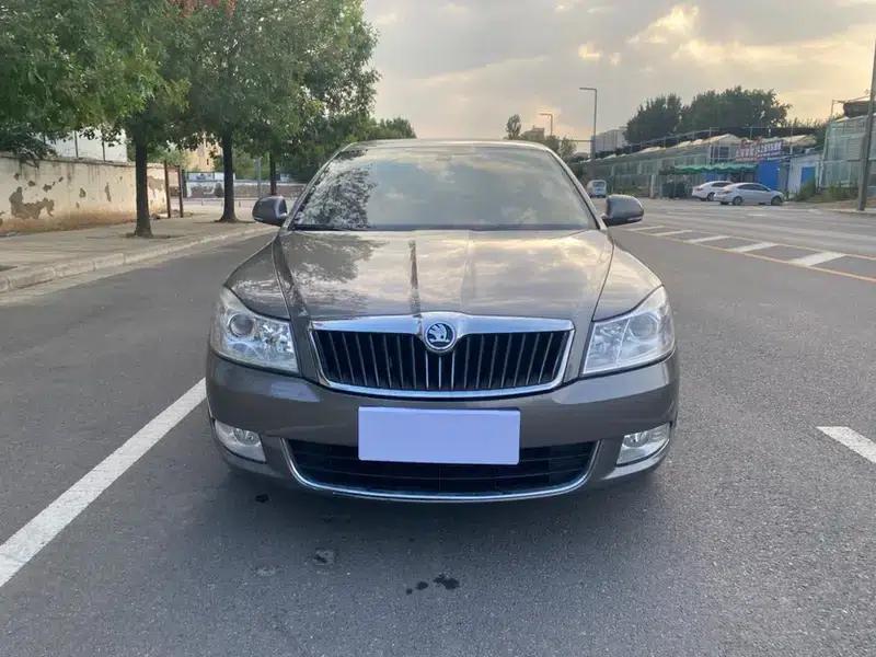 Octavia 2013 1.6L Automatic Elegance Edition — миниатюра 2