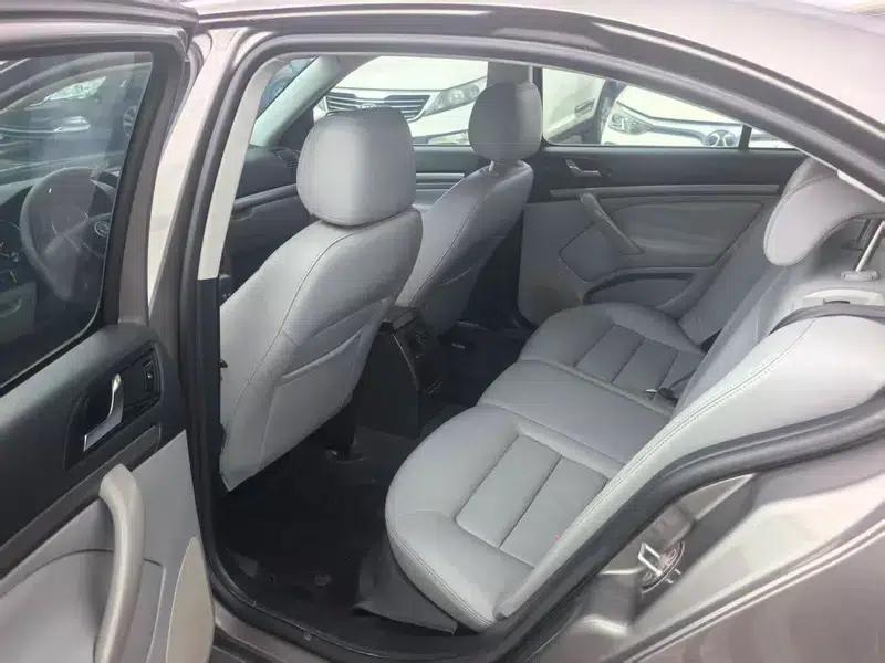 Octavia 2010 1.4TSI DSG Elegant Edition — миниатюра 11