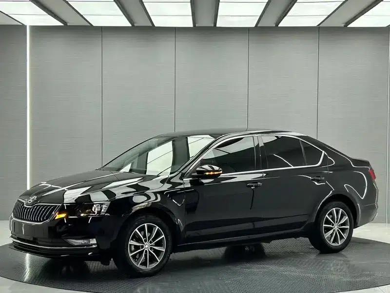 Octavia 2020 1.5L Automatic Smart Comfort Edition — миниатюра 1