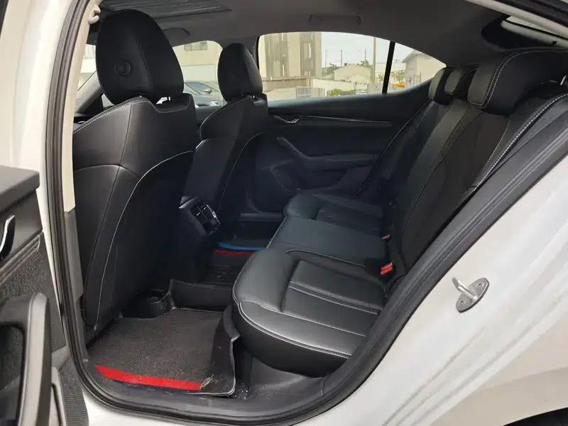 Octavia 2023 PRO TSI280 DSG Premium Edition — миниатюра 9