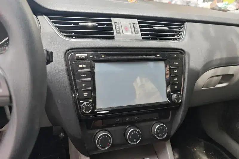 Octavia 2014 1.6L Automatic Elite Edition — миниатюра 11