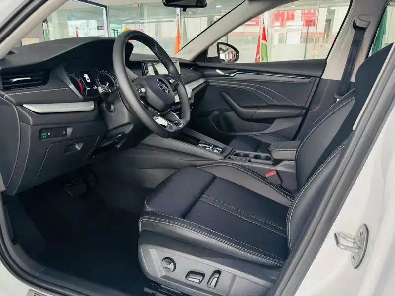 Octavia 2023 Facelift PRO TSI280 DSG Premium Edition — миниатюра 15