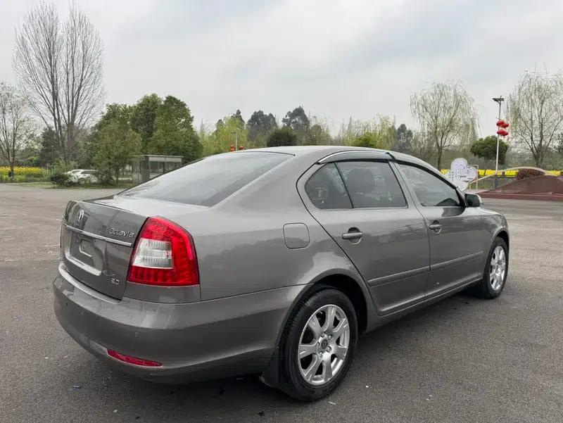 Octavia 2012 2.0L Automatic Elite Edition — миниатюра 7