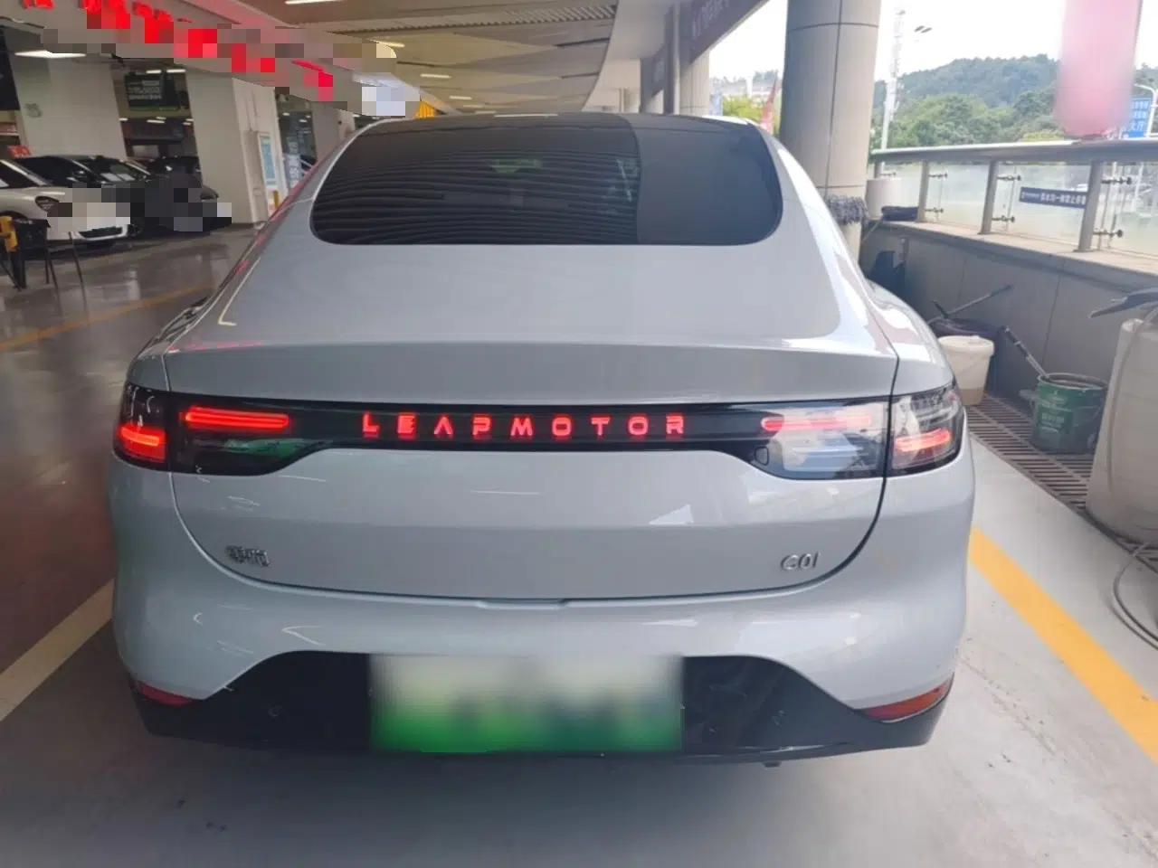 Leapmotor C01 2024 Pure Electric 525 Luxury Edition — миниатюра 5