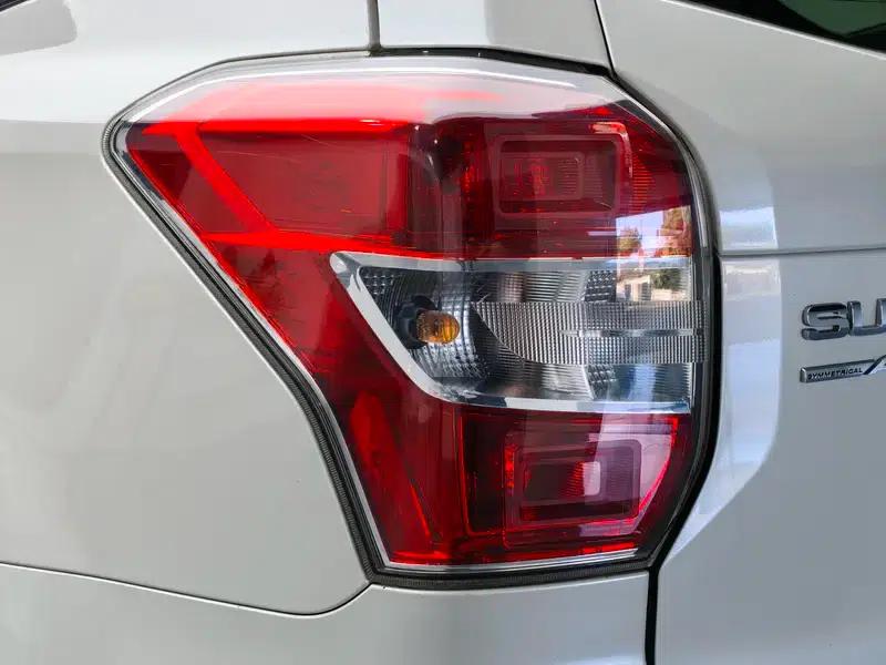 2014 Forester 2.0i Automatic Luxury Edition — миниатюра 13