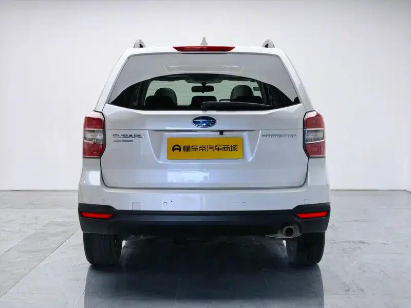 2014 Forester 2.0i Automatic Luxury Edition — миниатюра 6