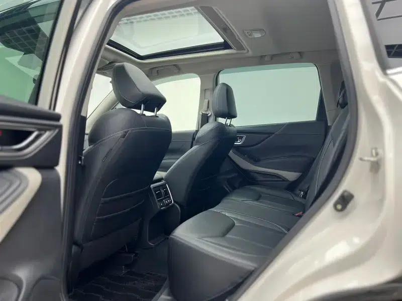 2022 Forester 2.0i AWD Flagship Edition EyeSight — миниатюра 23