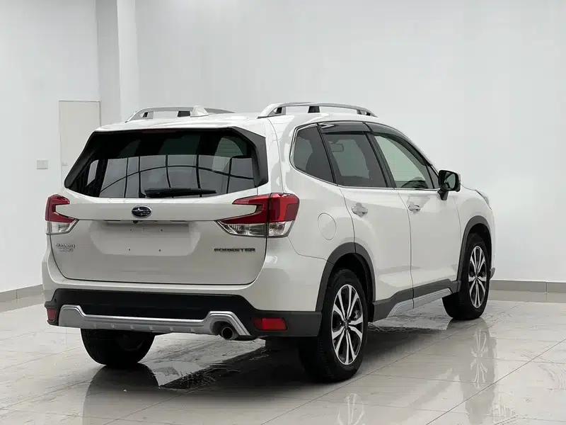 2022 Forester 2.0i AWD Flagship Edition EyeSight — миниатюра 6