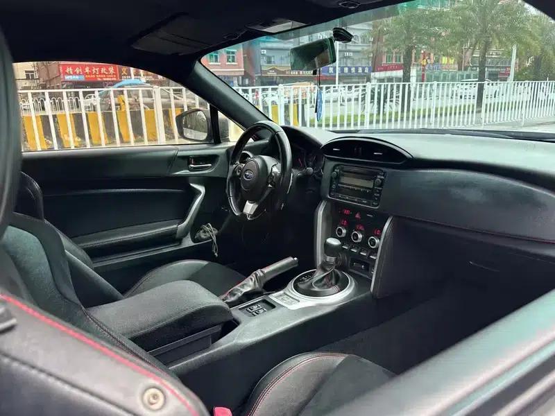 Subaru BRZ 2017 2.0i Automatic Type-S — миниатюра 7