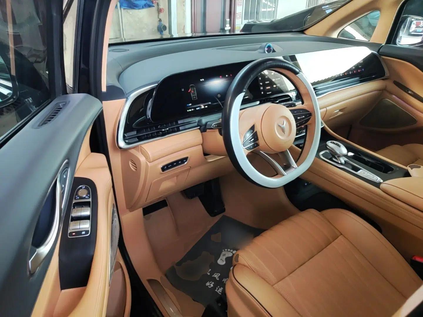 VOYAH Dream 2024 PHEV Ultra-Long Range Flagship Edition — миниатюра 18