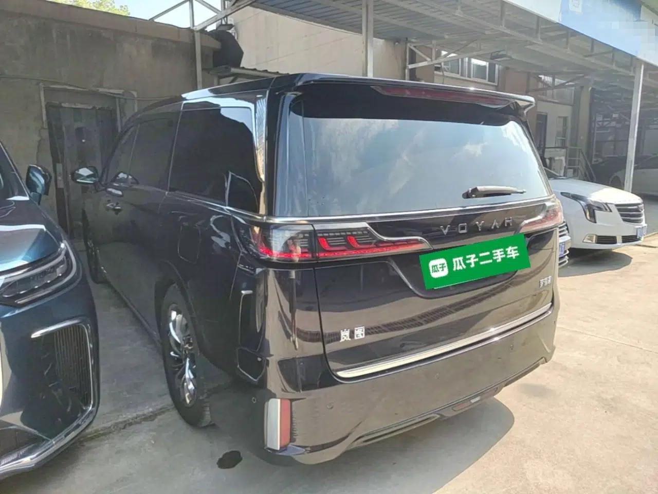 VOYAH Dream 2024 PHEV Ultra-Long Range Flagship Edition — миниатюра 4