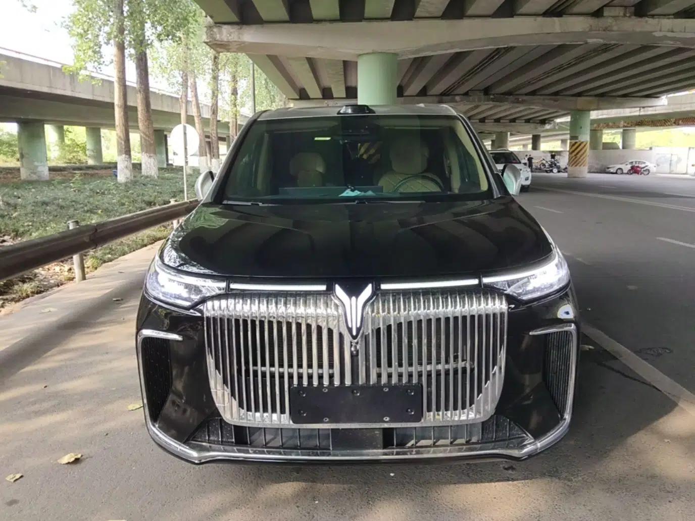 VOYAH Dream 2026 Model PHEV Qiankun Max — миниатюра 2