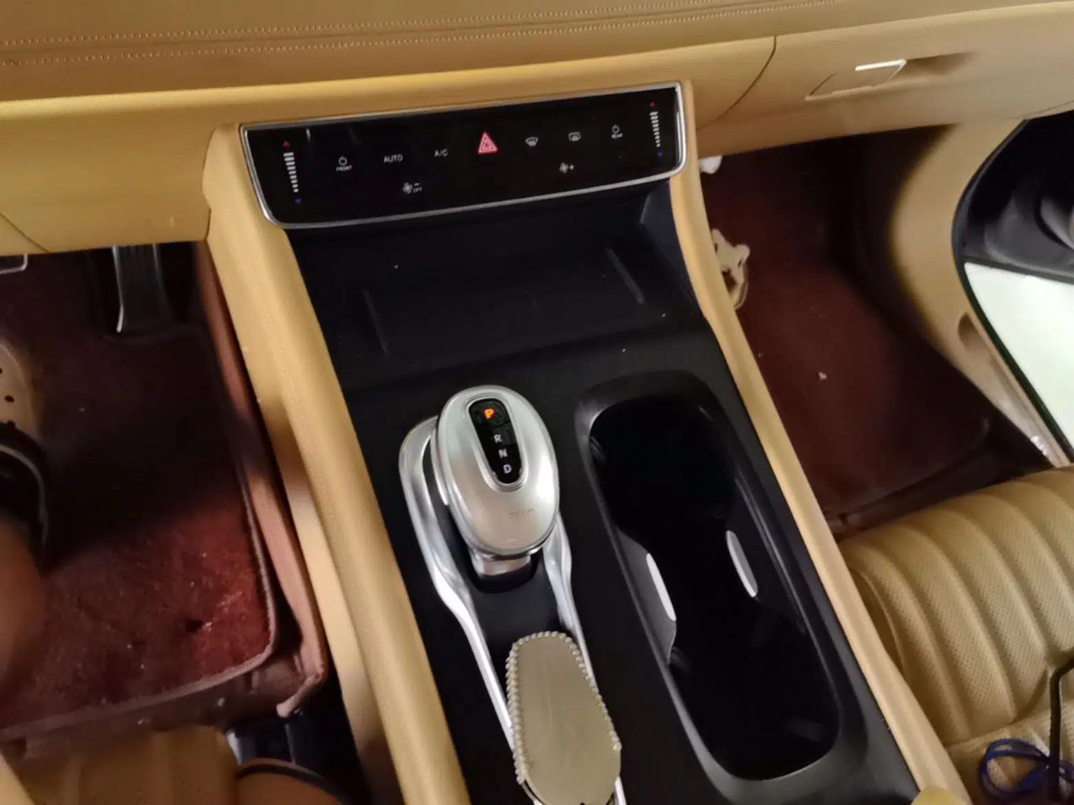 VOYAH Dream 2022 Low-Carbon Edition Dream+ Smart Enjoyment Package — миниатюра 16