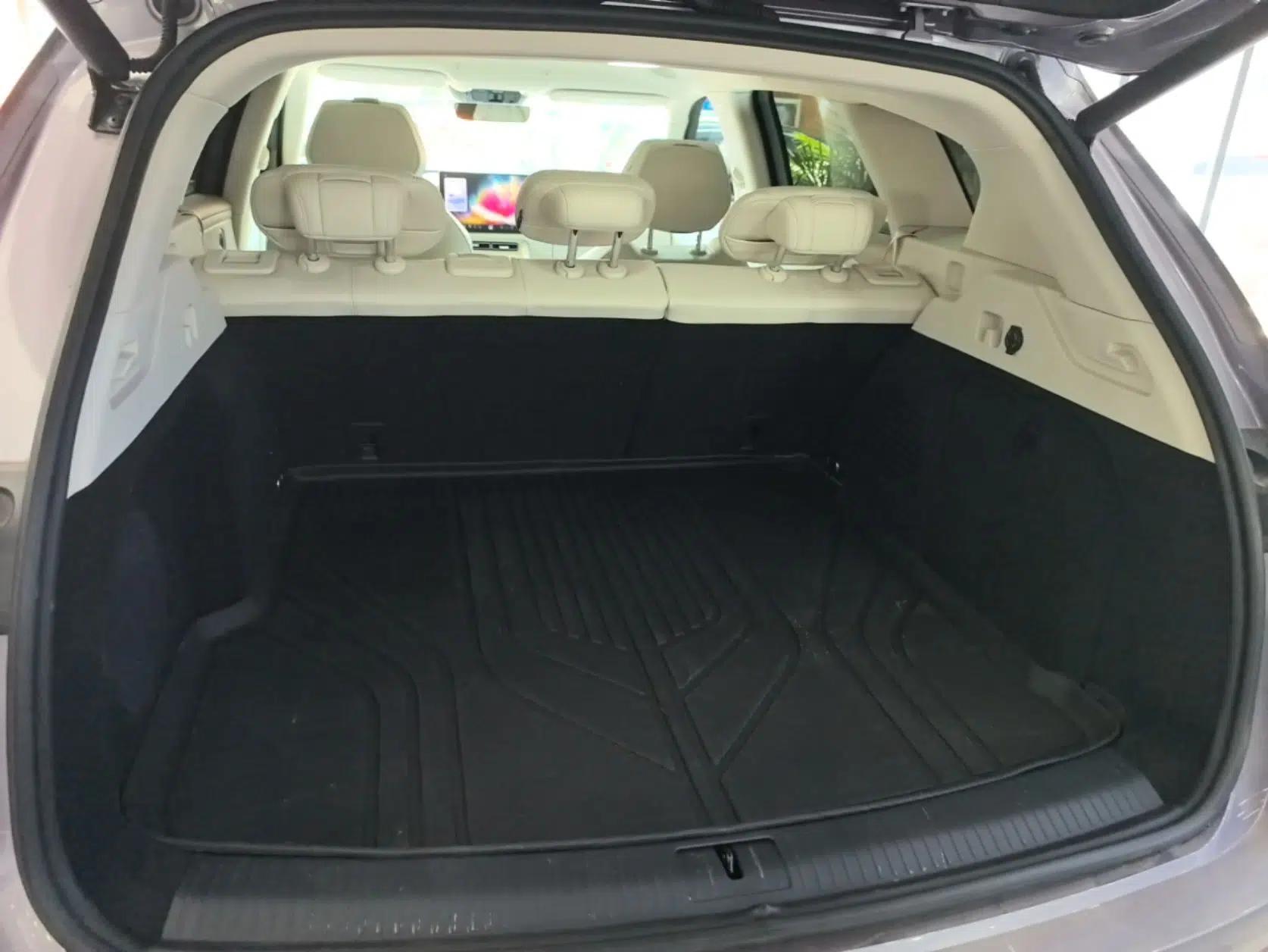 VOYAH FREE 2025 Model FREE+ Rear-Drive Qiankun Edition — миниатюра 27