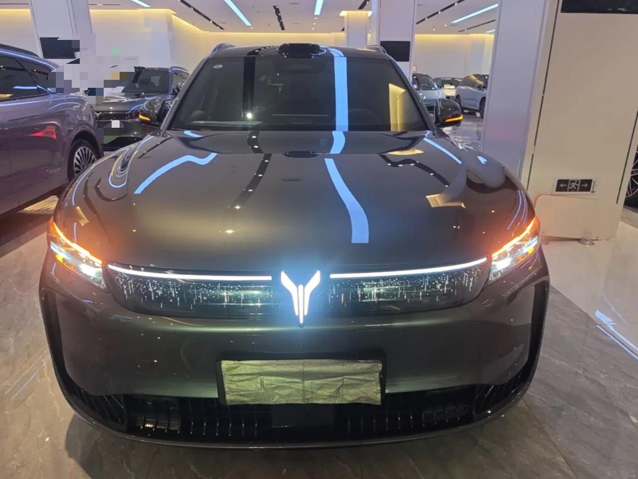 VOYAH FREE 2025 Model FREE+ Four-Wheel-Drive Qiankun Edition — миниатюра 2