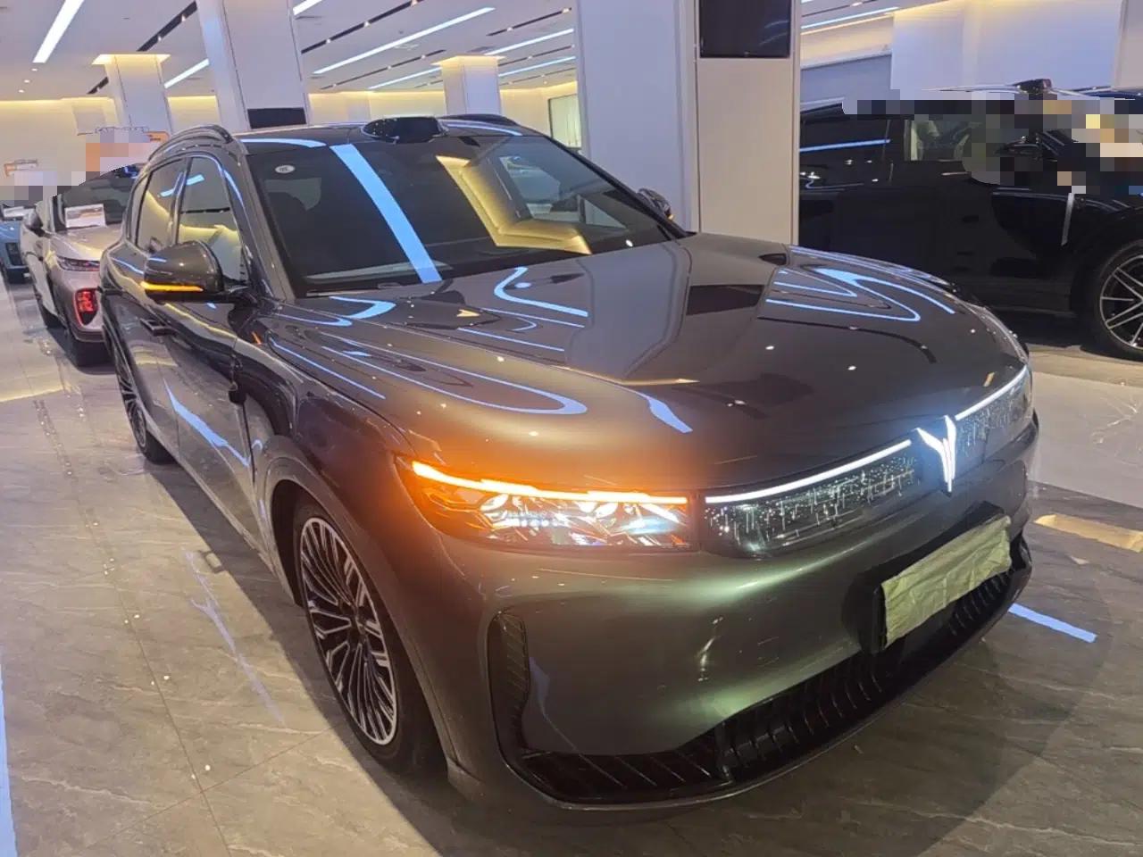 VOYAH FREE 2025 Model FREE+ Four-Wheel-Drive Qiankun Edition — миниатюра 3