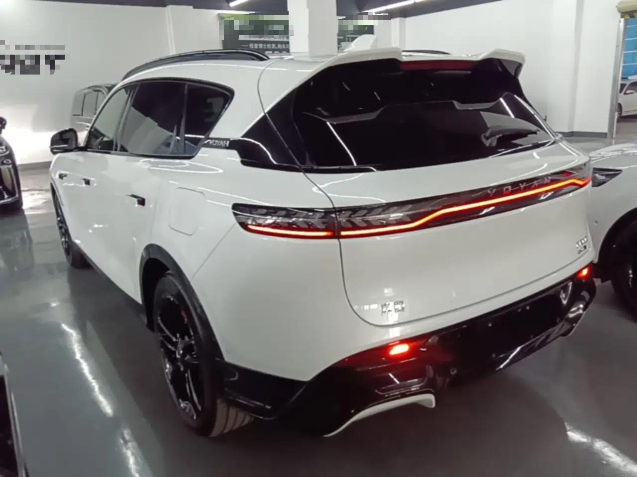VOYAH FREE 2025 318 259 km All-Wheel-Drive Exploration Edition — миниатюра 13