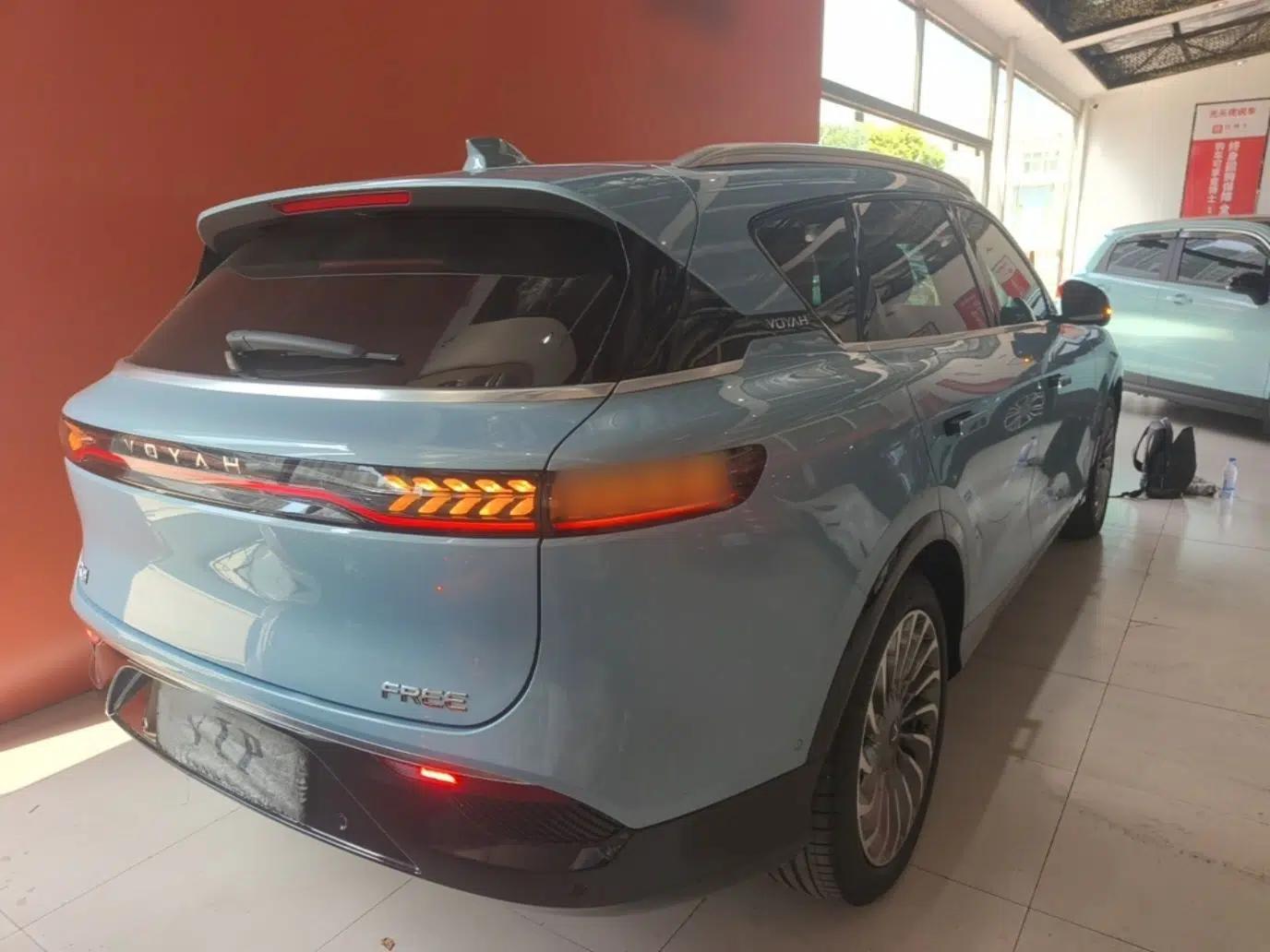 VOYAH FREE 2021 Four-Wheel Drive Standard All-Electric Exclusive Luxury Package — миниатюра 6