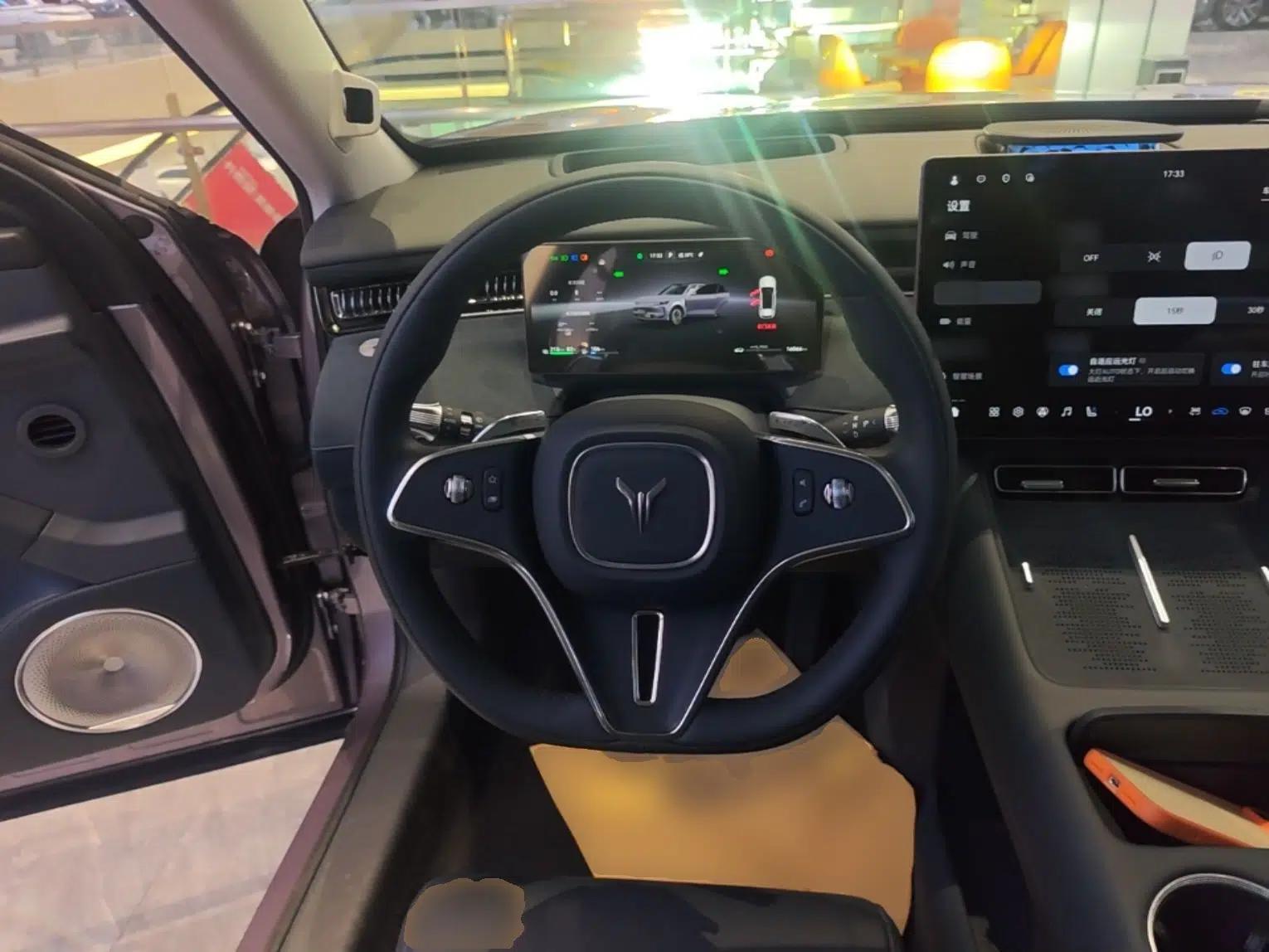 VOYAH FREE 2025 Model FREE+ Four-Wheel-Drive Qiankun Edition — миниатюра 18