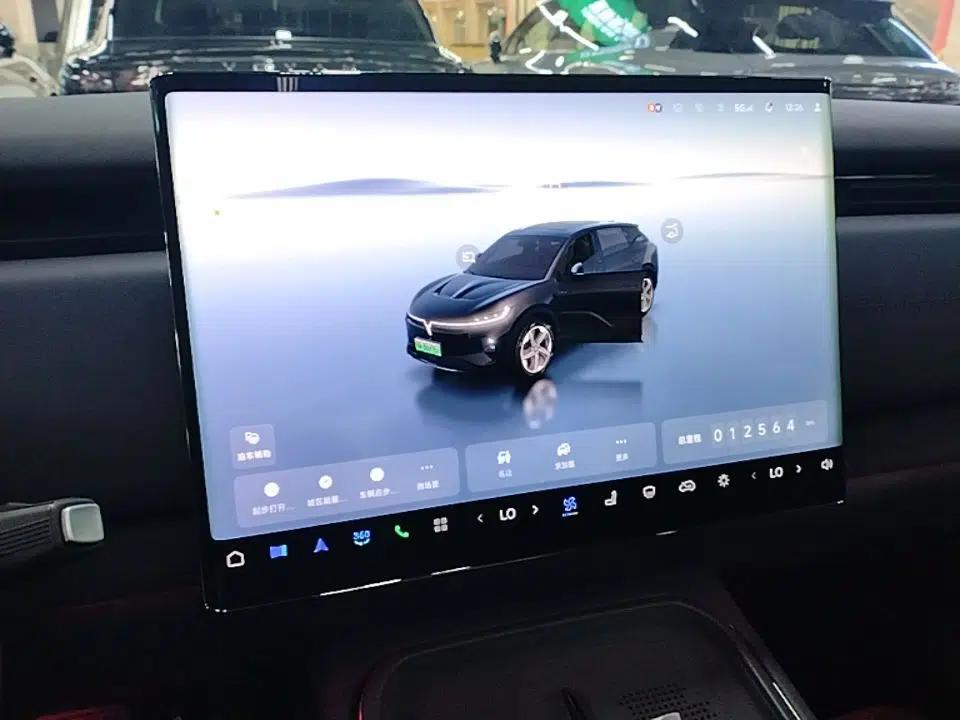 VOYAH COURAGE 2024 Long-Range Supercharge Edition — миниатюра 15