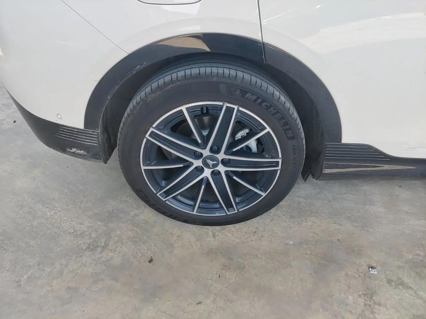 VOYAH COURAGE 2025 Model Four-Wheel-Drive Qiankun Edition — миниатюра 11