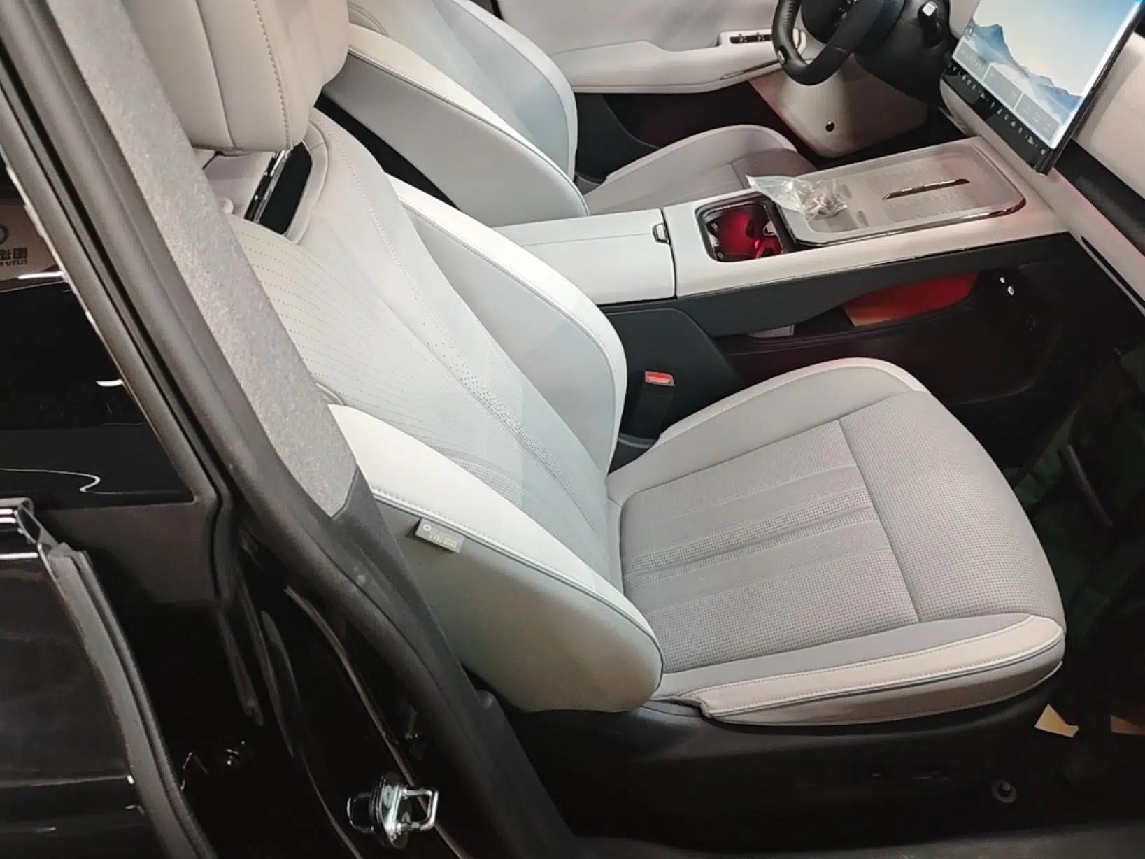 VOYAH COURAGE 2024 Long-Range Smart Edition — миниатюра 19