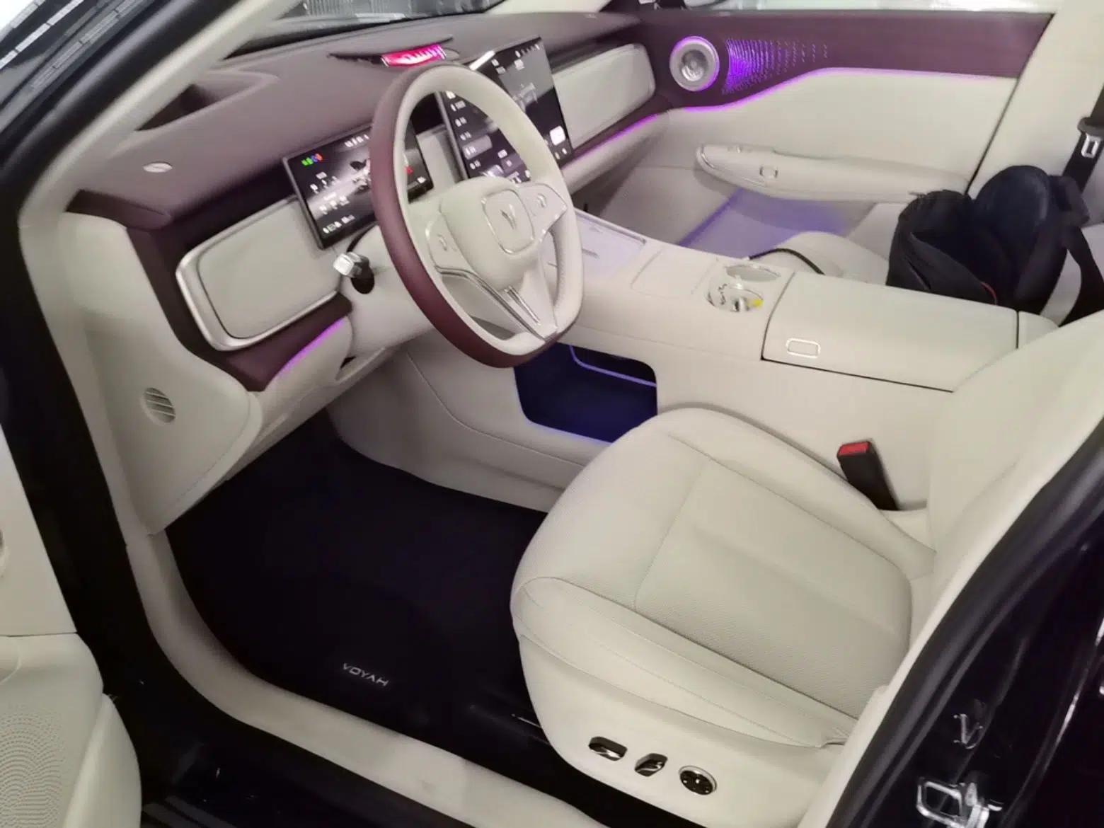 VOYAH COURAGE 2025 Model Four-Wheel-Drive Qiankun Edition — миниатюра 22