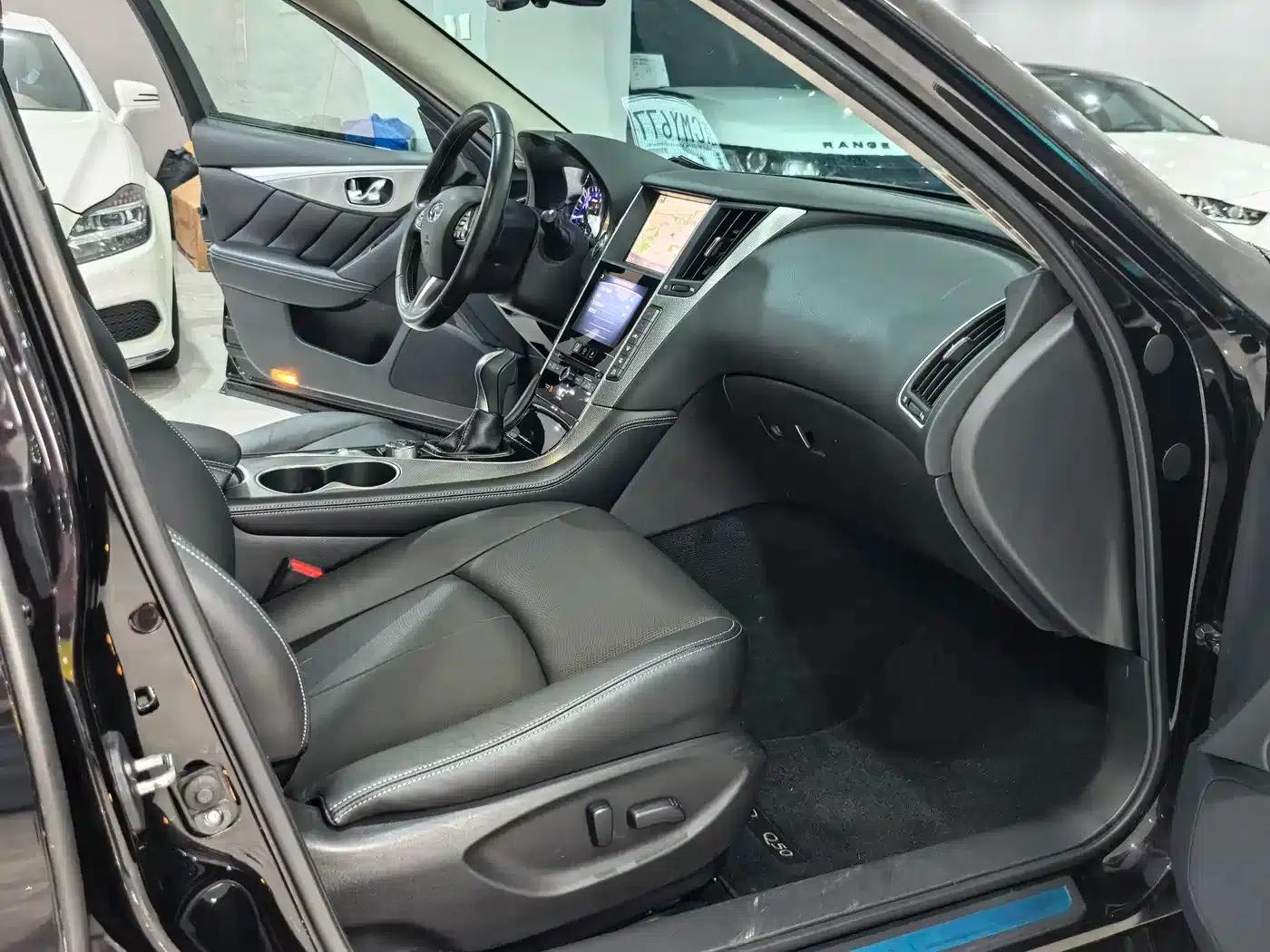 Infiniti Q50L 2015 2.0T Enjoy Edition — миниатюра 17