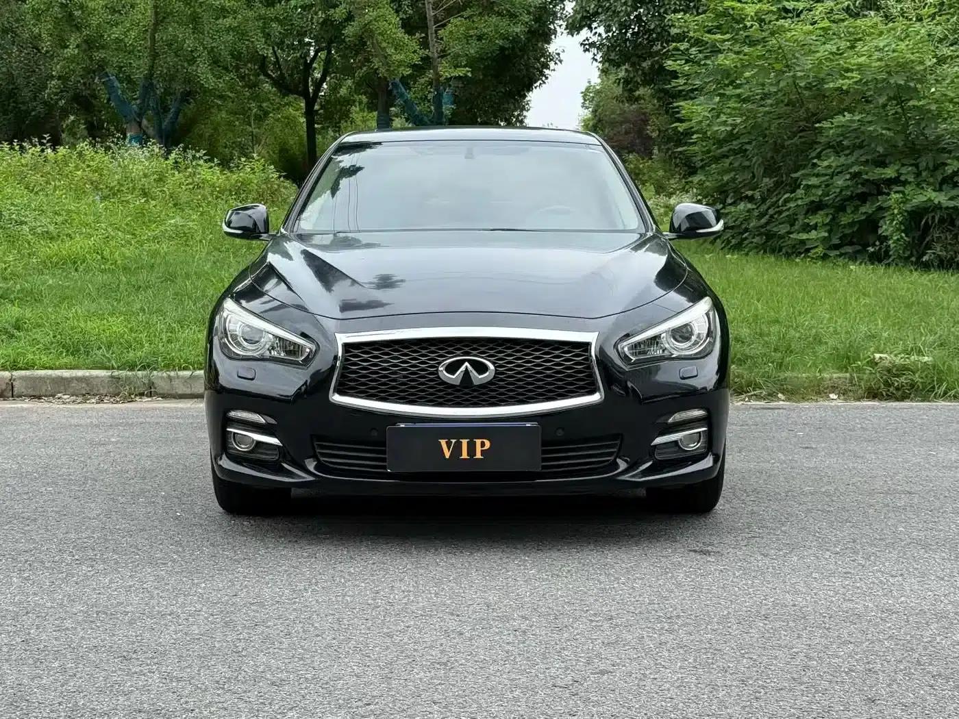 Infiniti Q50L 2015 2.0T Enjoy Edition — миниатюра 2