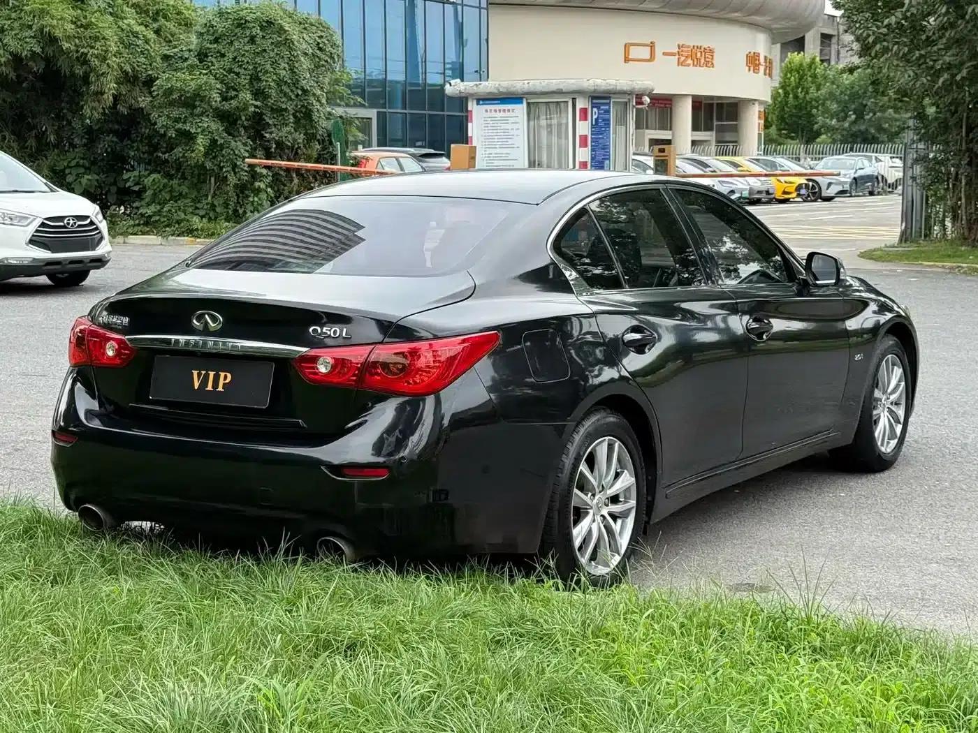 Infiniti Q50L 2015 2.0T Enjoy Edition — миниатюра 7