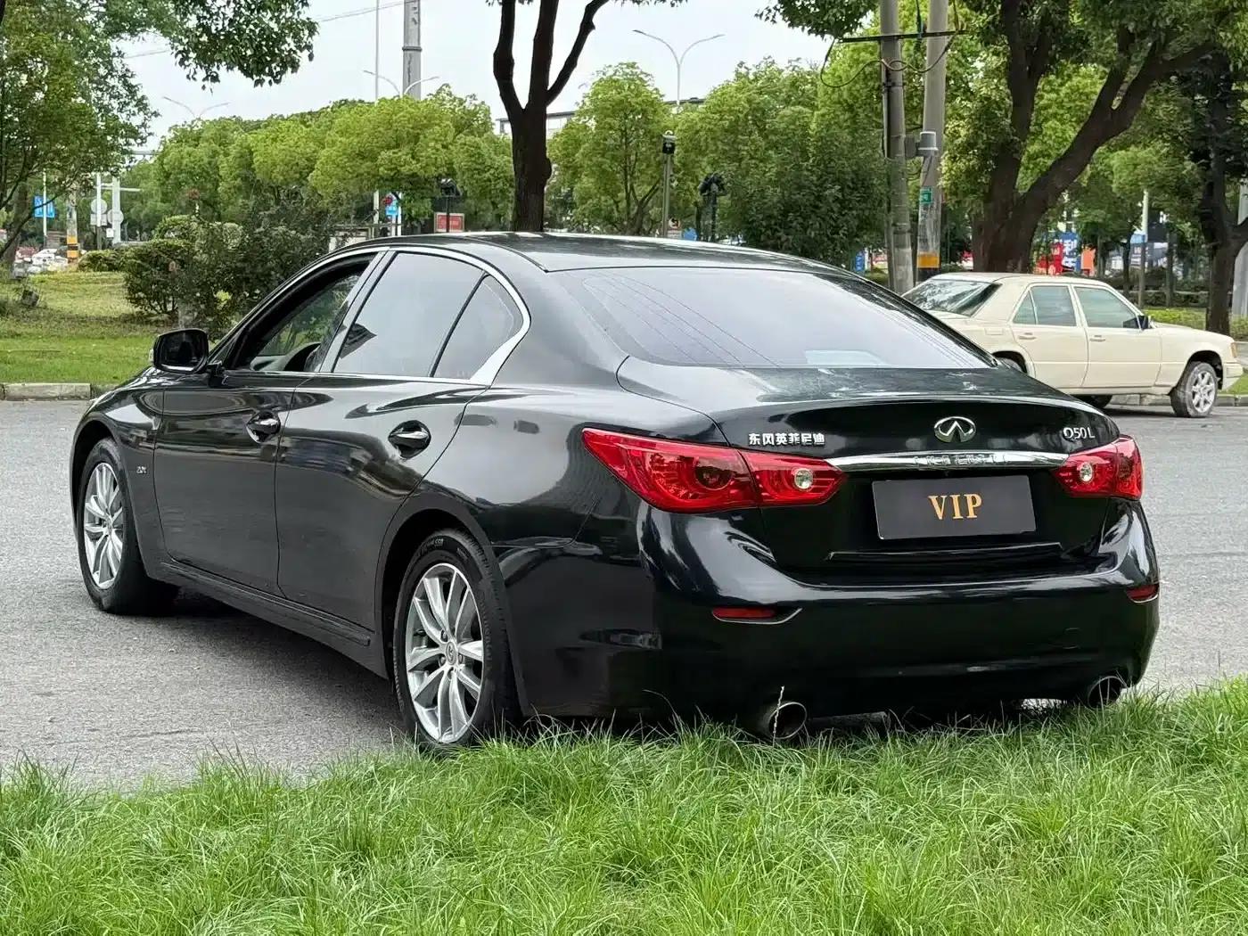 Infiniti Q50L 2015 2.0T Enjoy Edition — миниатюра 9