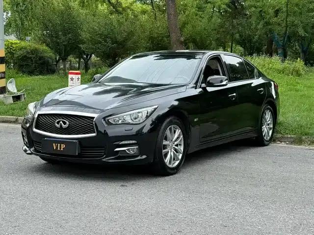 Infiniti Q50L 2015 2.0T Enjoy Edition